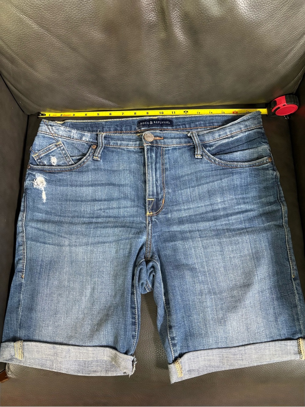 Rock & Republic shorts size 12 super comfy stretch **read description**